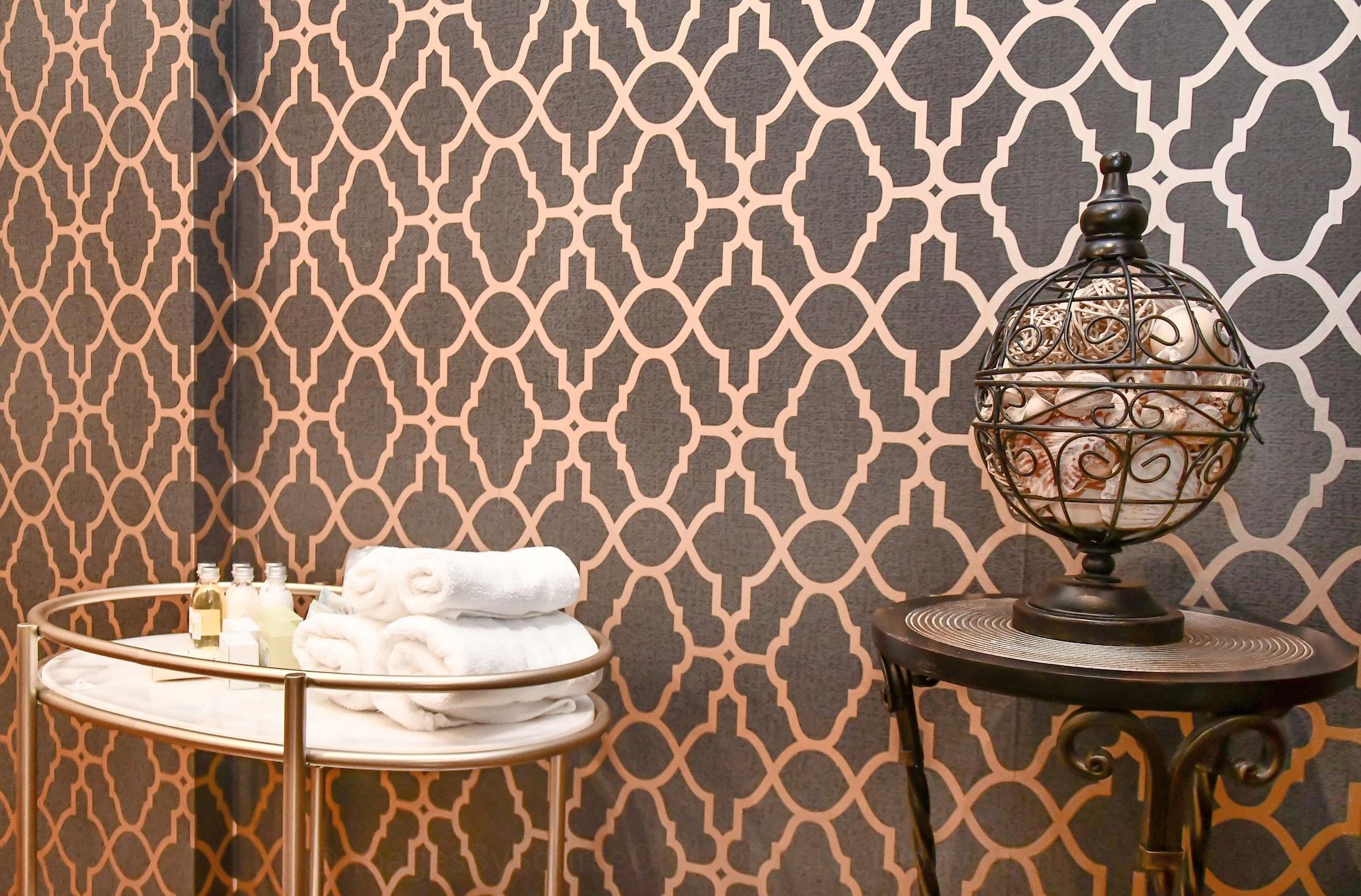 Brand Plaza Hotel Γκλέντεϊλ Εξωτερικό φωτογραφία