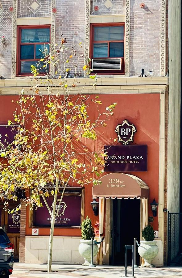 Brand Plaza Hotel Γκλέντεϊλ Εξωτερικό φωτογραφία