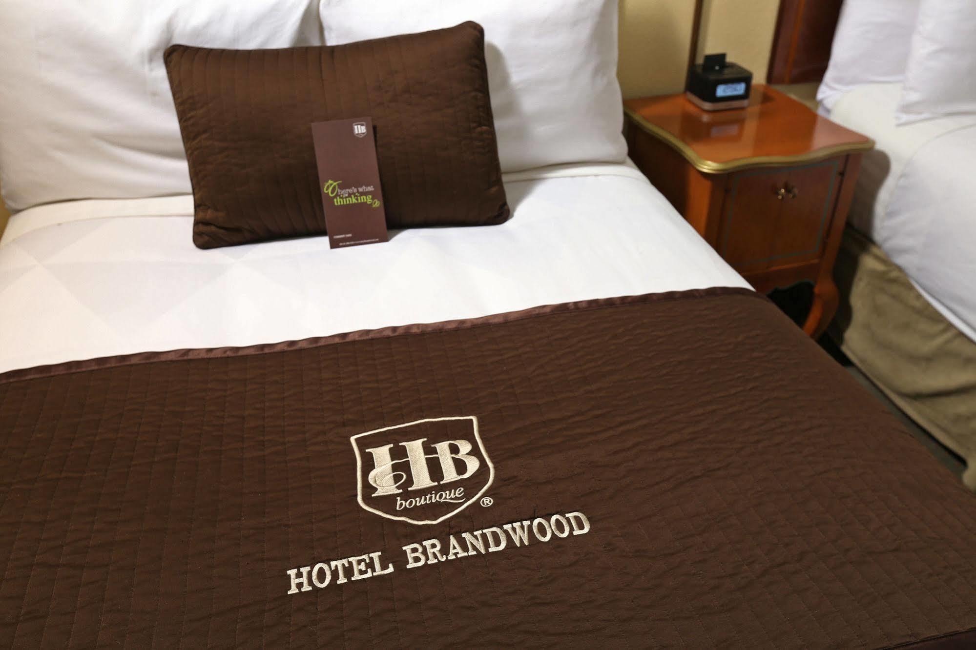 Brand Plaza Hotel Γκλέντεϊλ Εξωτερικό φωτογραφία
